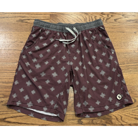 Vuori Other - Vuori Shorts Mens Small Burgundy Drawstring Stretch Lined Athletic Swim Trunks